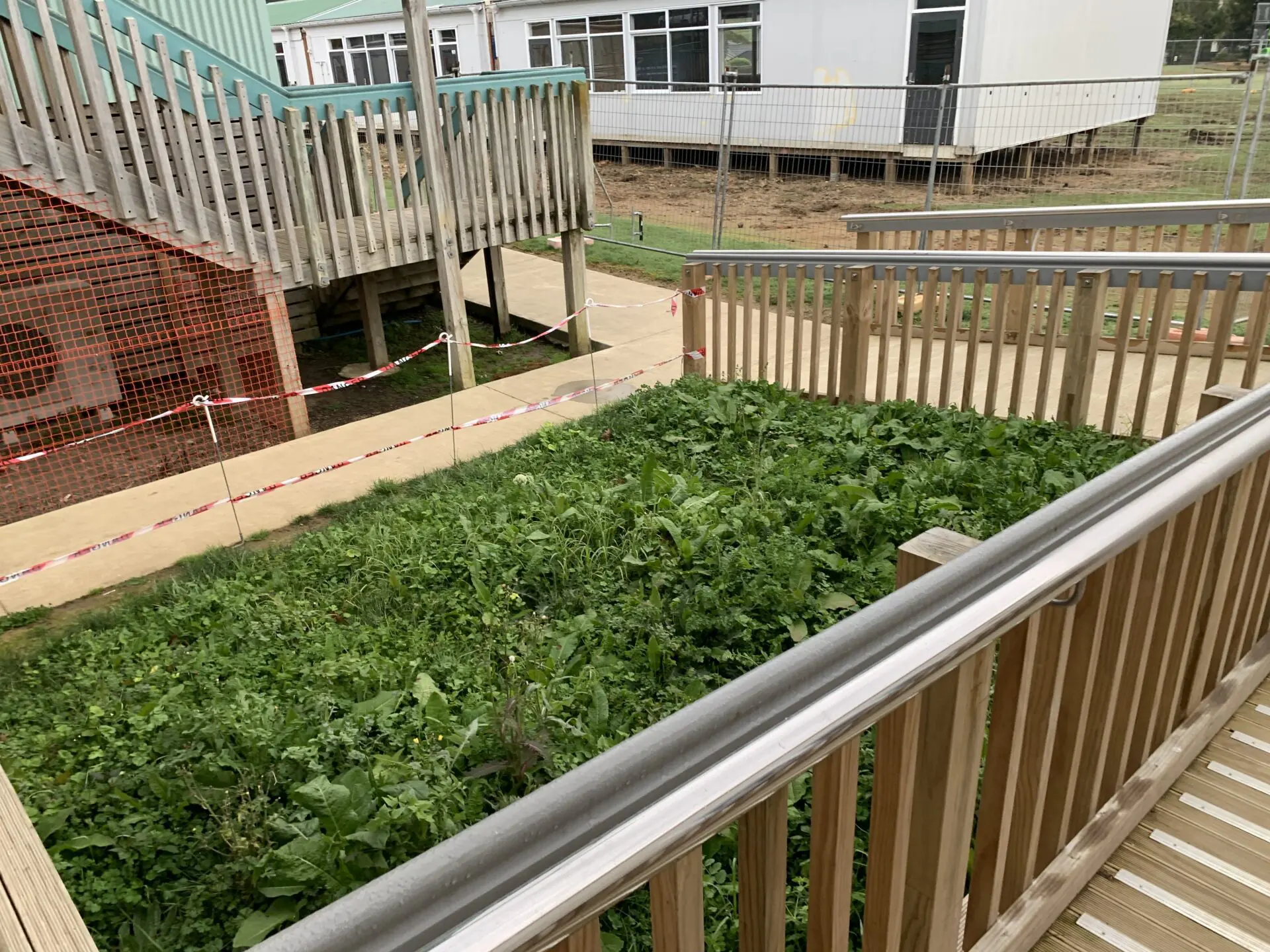 TigerTurf Vista 35 XWR is an advanced, durable landscape lawn for school use