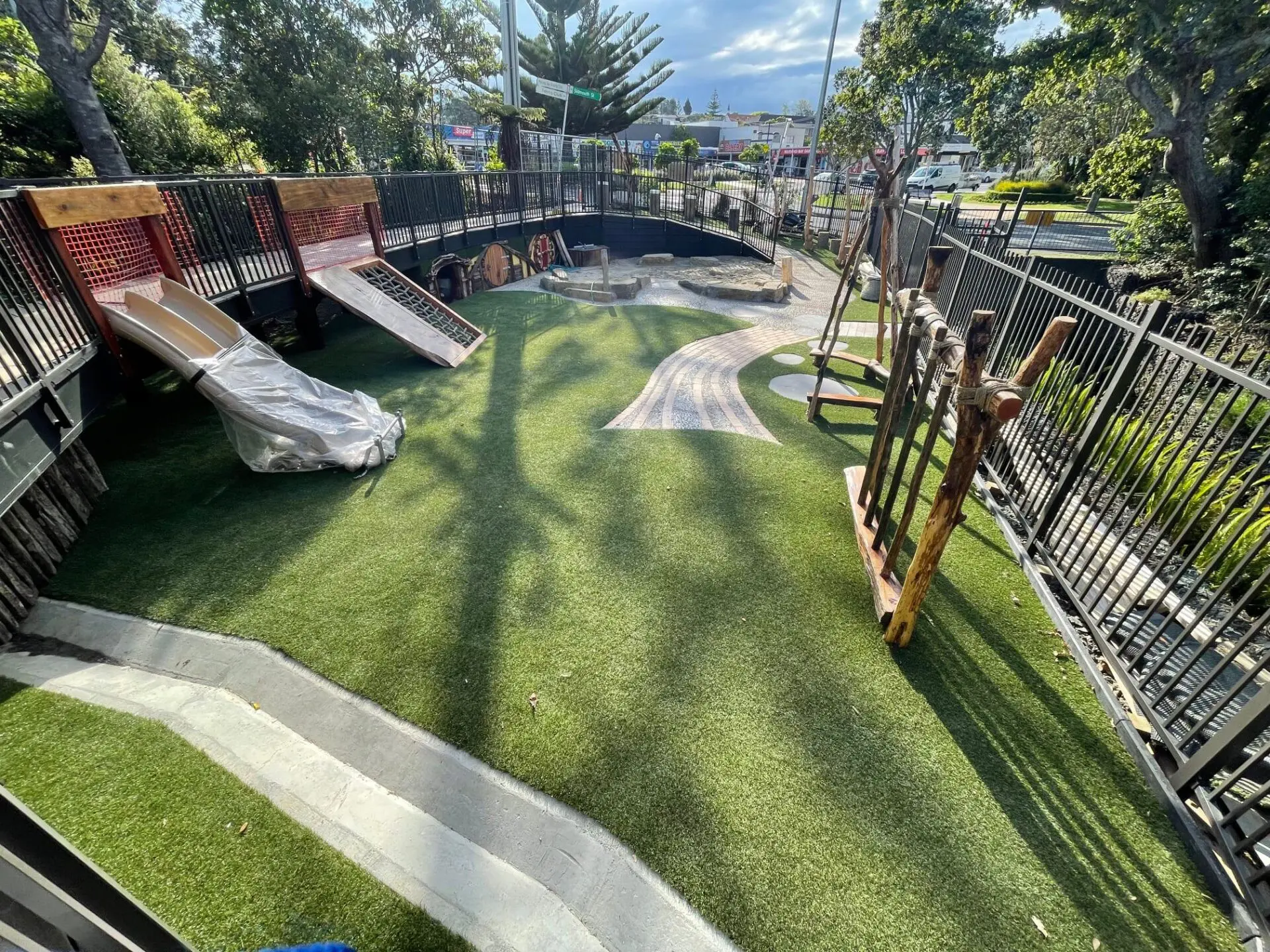 TigerTurf Summer Envy reflects the high standards set by the Kakapo Children’s Garden