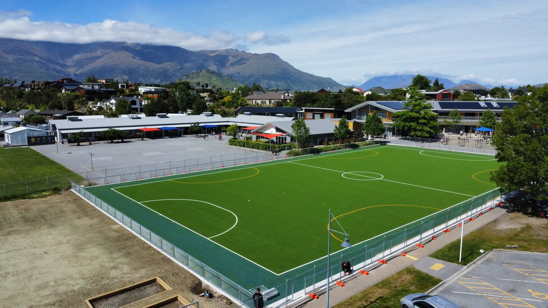New No-Infill Field Brings Year-Round Sport to Arrowtown School